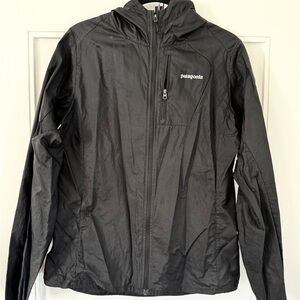 Lightweight Patagonia Windbreaker
